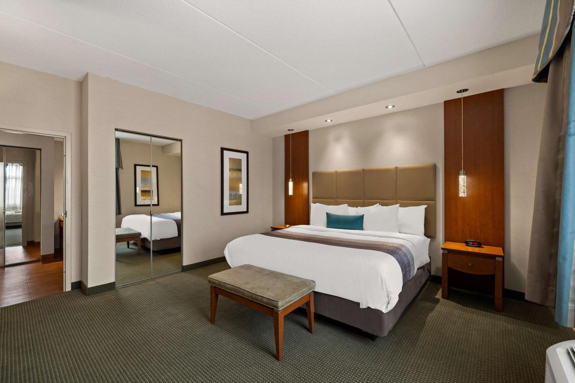 Best Western Plus Orangeville Inn & Suites Exterior foto