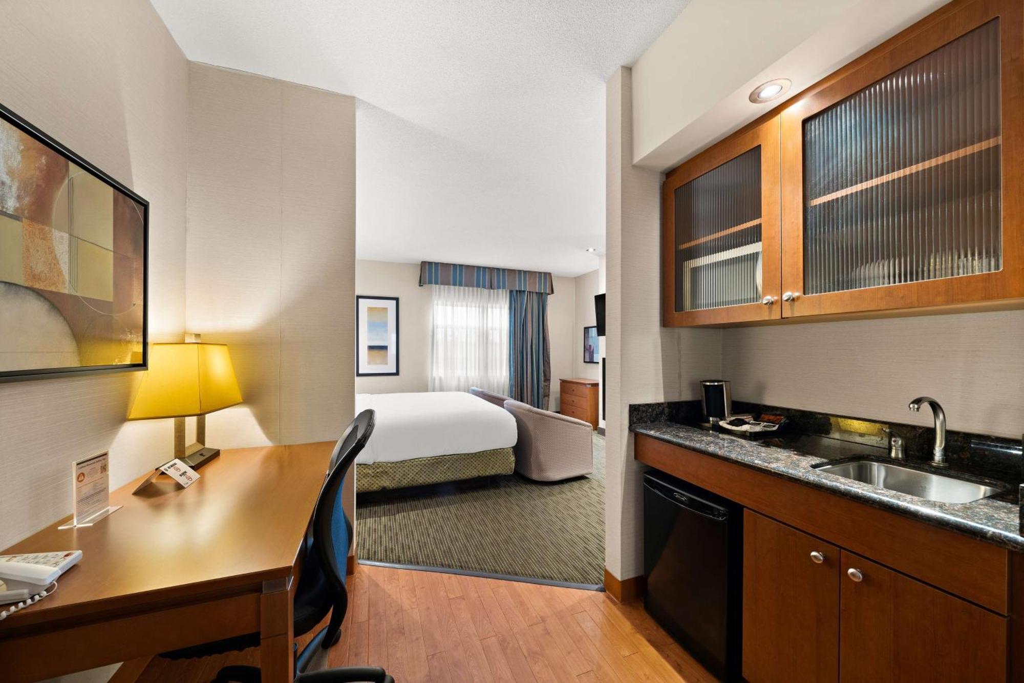 Best Western Plus Orangeville Inn & Suites Exterior foto